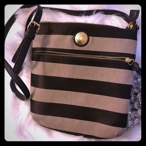 Tommy Hilfiger crossbody.
